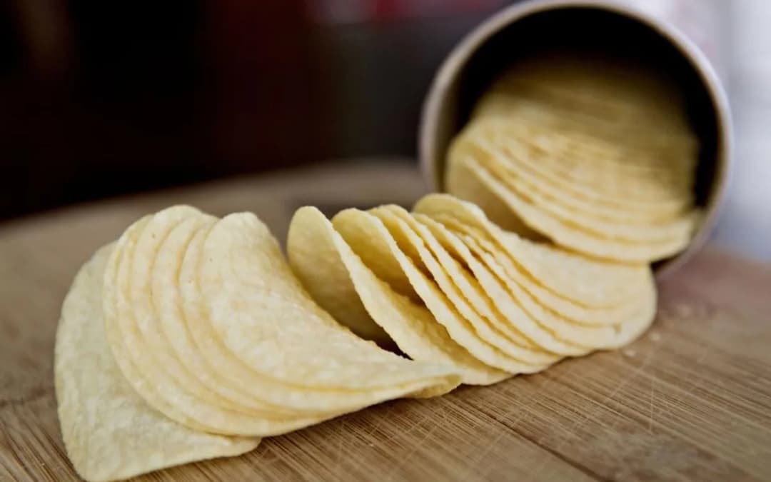 Jak się pisze pringles? Odkryj zasady pisowni tej marki